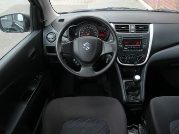 Car image 17