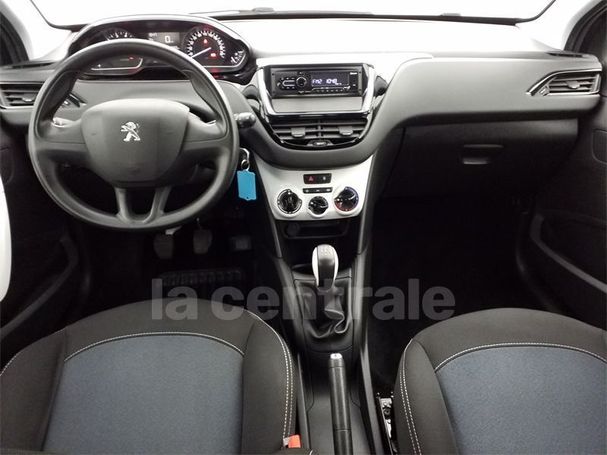 Peugeot 208 PureTech 68 50 kW image number 8