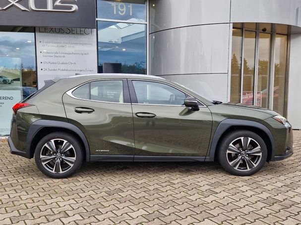 Lexus UX 250h 131 kW image number 3