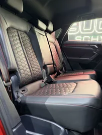 Car image 24