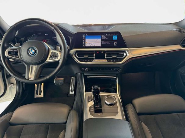 BMW 330e Touring M Sport 215 kW image number 8