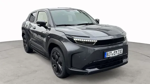 Car image 2