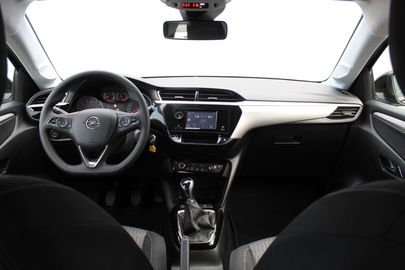 Car image 15