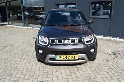 Car image 5