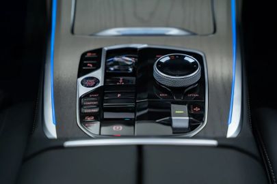 Car image 31