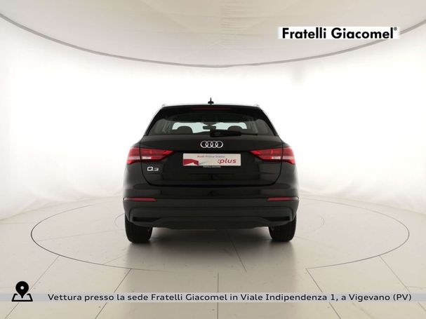 Audi Q3 35 TDI S tronic Business 110 kW image number 3