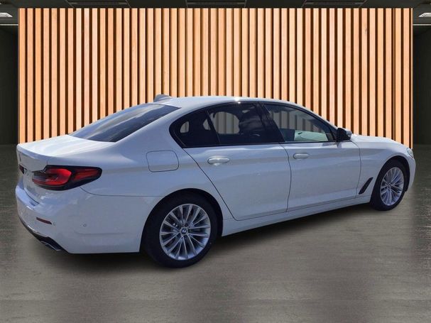 BMW 520i 135 kW image number 3