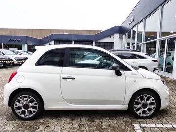 Car image 15