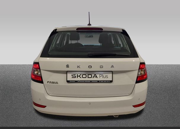 Skoda Fabia Combi 1.0 MPI Cool Plus 44 kW image number 4