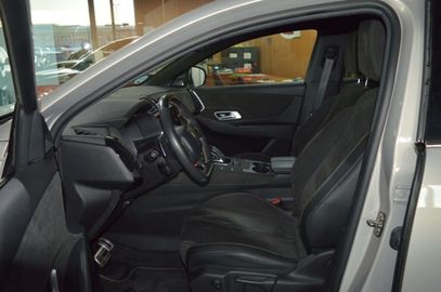 Car image 35