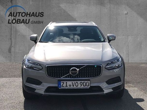 Volvo V90 Cross Country AWD B4 145 kW image number 8