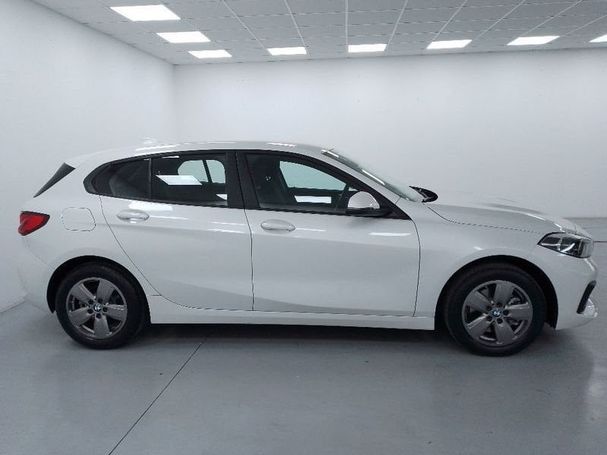 BMW 118i Advantage 100 kW image number 4