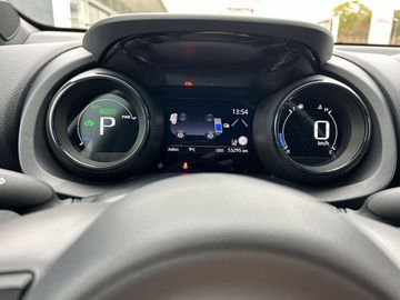 Car image 11