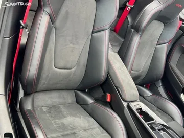 Car image 31