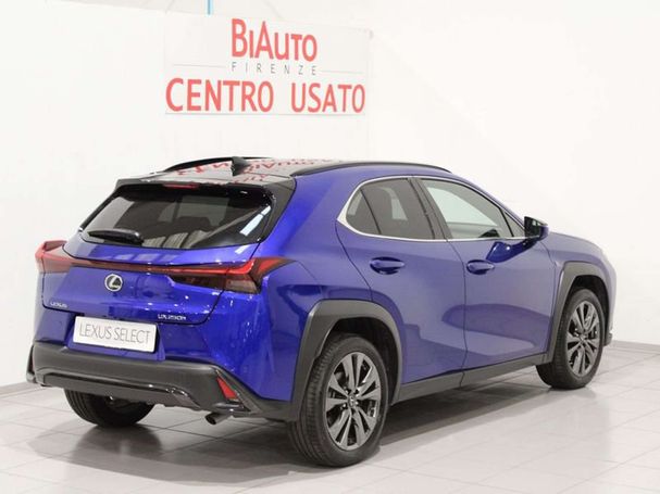 Lexus UX 250h 135 kW image number 21