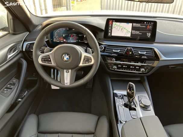 BMW 520d Touring xDrive 140 kW image number 6