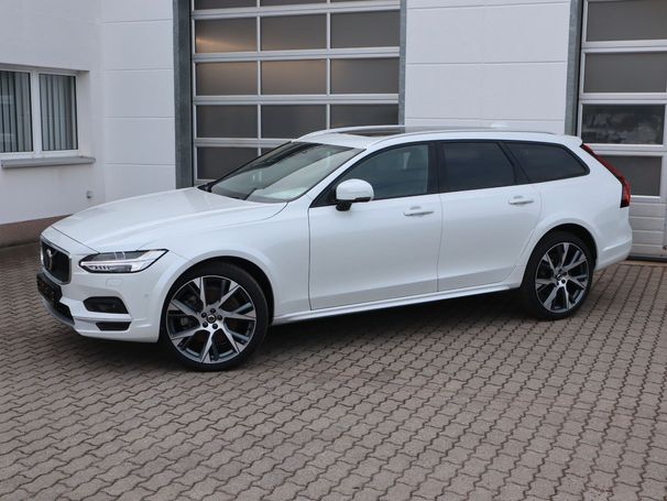 Volvo V90 Cross Country AWD B5 173 kW image number 2