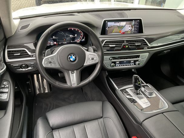 BMW 750i xDrive 390 kW image number 14