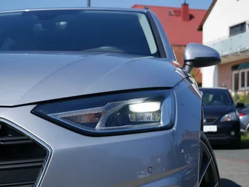 Car image 25
