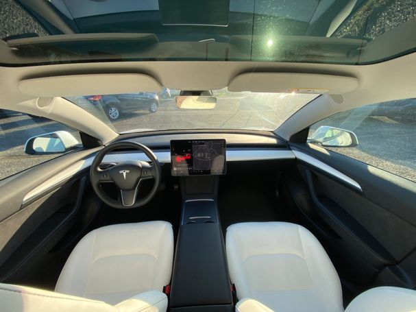 Tesla Model 3 Long Range 211 kW image number 5