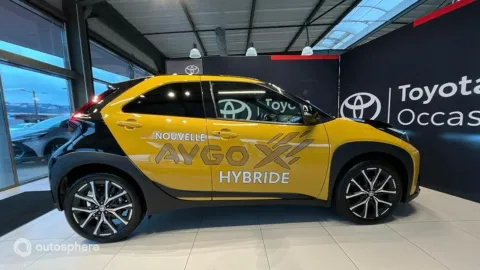 Car image 3