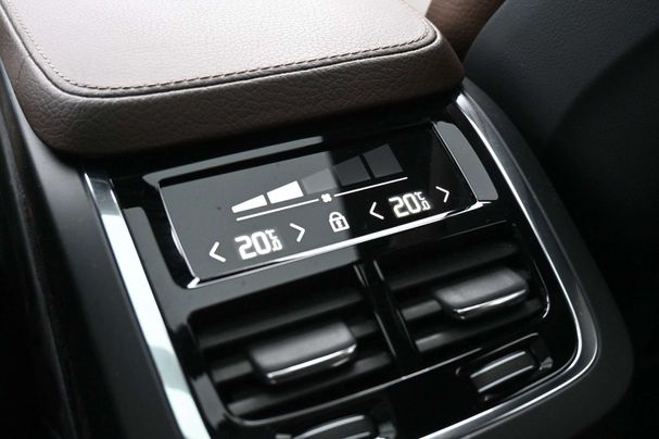 Volvo XC90 Recharge T8 AWD 288 kW image number 23