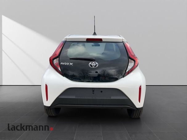 Toyota Aygo X 1.0 53 kW image number 6