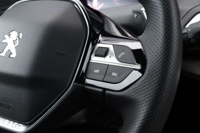 Car image 36