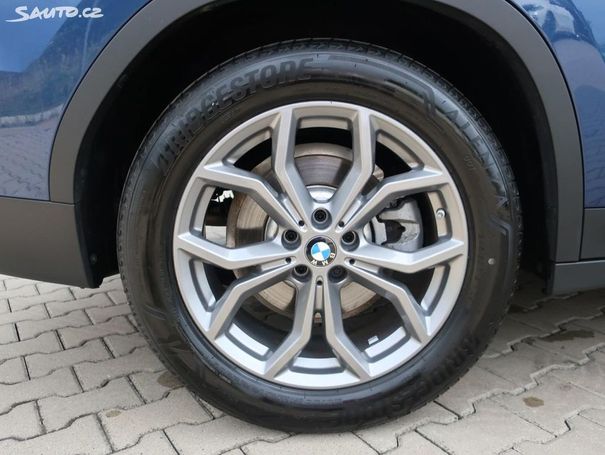 BMW X3 xDrive20d xLine 140 kW image number 22