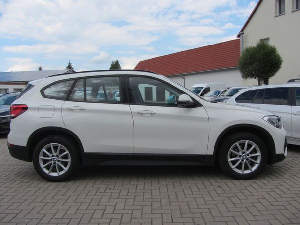 BMW X1 sDrive18i Advantage 103 kW image number 7