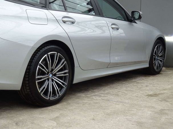 BMW 318d Touring 110 kW image number 38