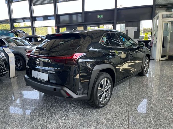 Lexus UX 300e 150 kW image number 3