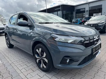 Car image 2