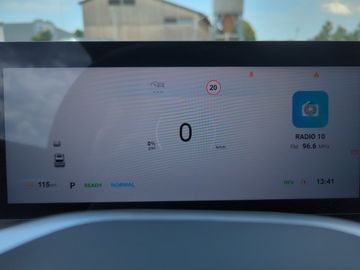 Car image 13