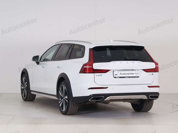 Volvo V60 Cross Country D4 AWD Geartronic Plus 140 kW image number 6