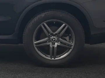 Car image 45