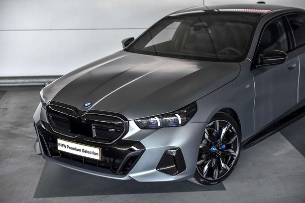 BMW i5 M60 xDrive Pro 442 kW image number 22