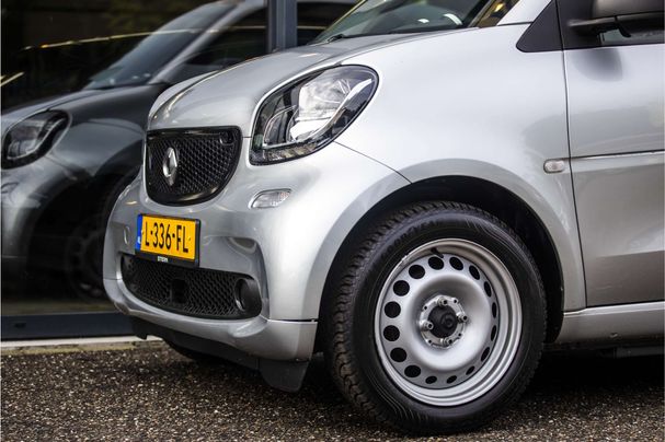 Smart ForTwo EQ 60 kW image number 10