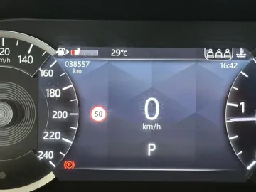 Car image 31