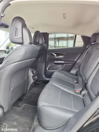 Car image 40