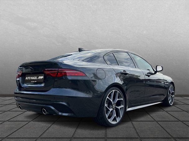 Jaguar XE P300 AWD 221 kW image number 2