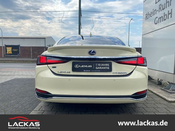 Lexus ES 300 h F 160 kW image number 18