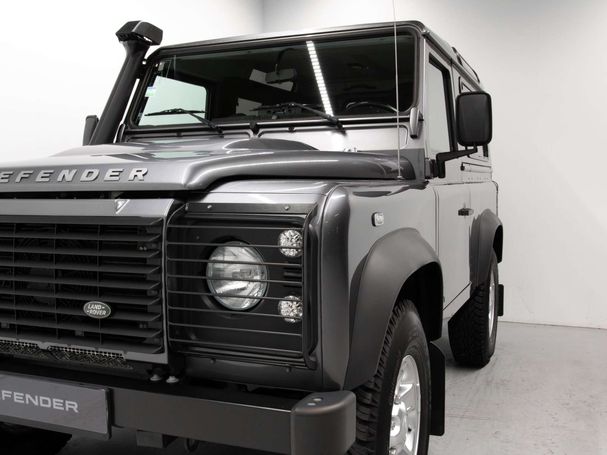 Land Rover Defender 90 2.2 90 kW image number 10