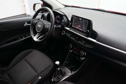 Car image 15