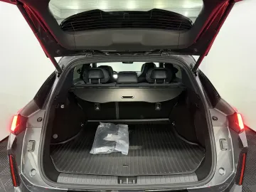 Car image 36