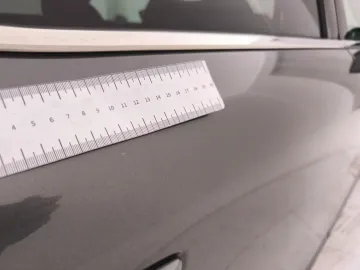 Car image 38