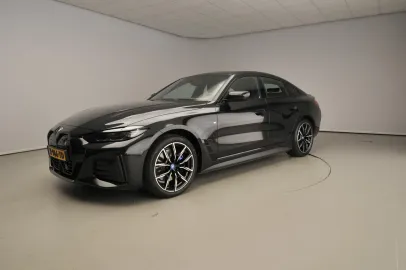 Car image 42