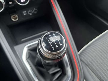 Car image 31