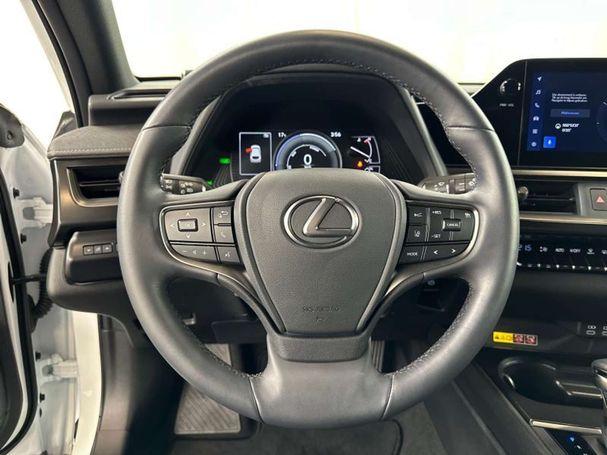 Lexus UX 250h 135 kW image number 24