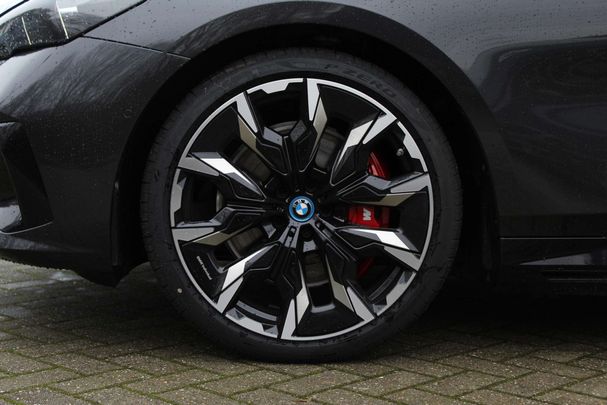 BMW i5 eDrive40 M Sport 250 kW image number 14